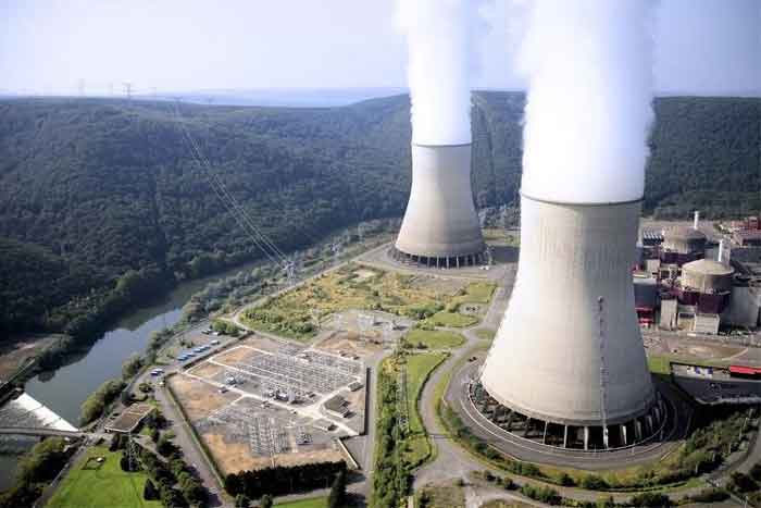 اخذ رتبه مشاور انرژی هسته ای